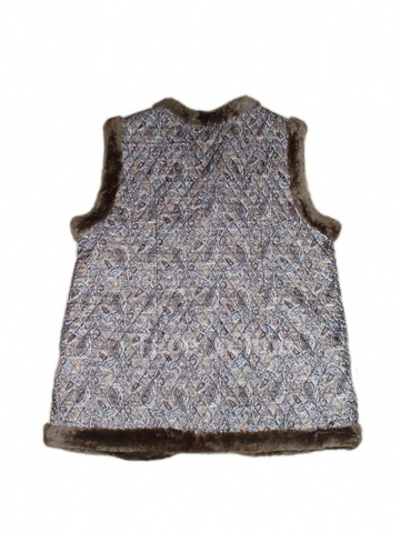 Женский жилет на кусковой овчине бежевый