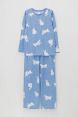Пижама  для девочки  К 1622/зайки на снегу на голубом