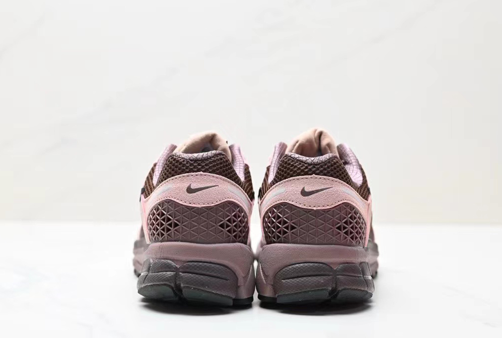 Nike Zoom Vomero 5 Plum Eclipse