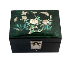 Шкатулка Розы ручной работы зеленая, Южная Корея 140x95x70мм