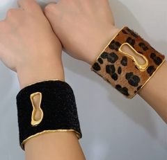 Браслет манжета ЗАМОЧНАЯ СКВАЖИНА широкий, черный в стиле Schiaparelli