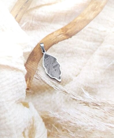 Кулон из метеорита Алетай 