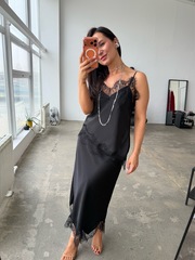 Шелковый костюм с юбкой чёрный