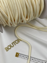 Шнур круглый светло-жёлтый метражом 5 мм