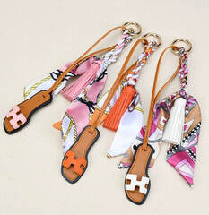 Подвес на сумку (синий) B-40