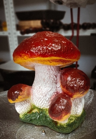 Садовая фигура «Четверной гриб»