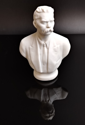 Бюст "Максим Горький", бисквит, Ленинградский фарфоровый завод (ЛФЗ), СССР, 1950-1970 гг.