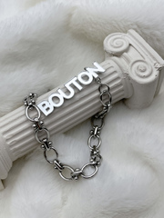 Серебристый браслет с крупными звеньями