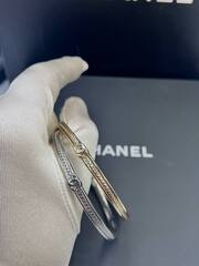 Браслет-манжета тонкий CHANEL цвет шампань/серебро