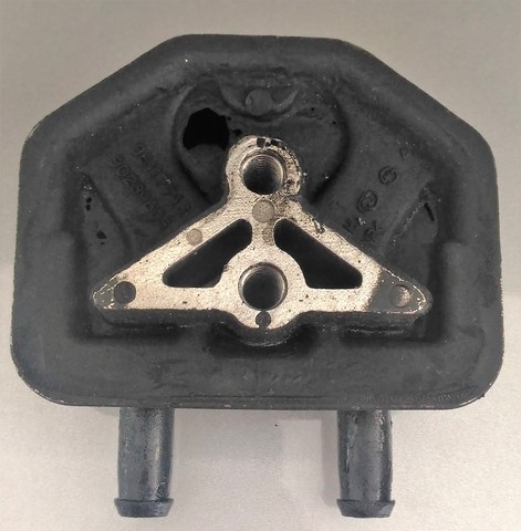 ПОДУШКА ДВИГАТЕЛЯ ПРАВАЯ ESPERO GM