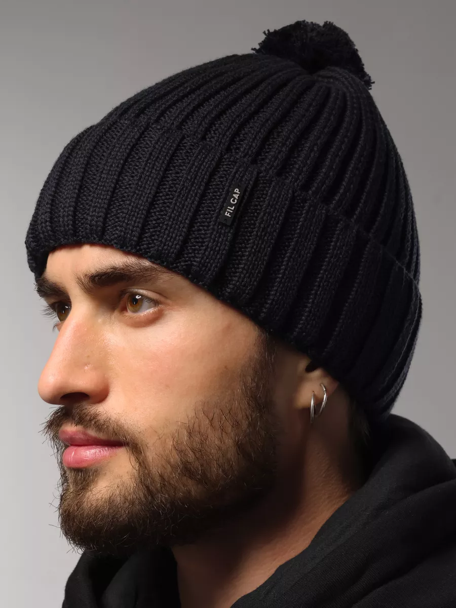 Шапка зимняя с помпоном весенняя