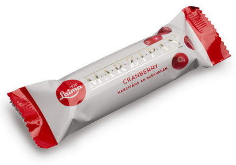 Марципановая конфета с клюквой, 40г