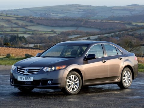 Чехлы на Honda Accord 2008–2013 г.в.