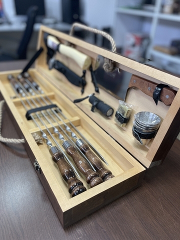 Подарочный набор шампуров в кейсе Турист полный