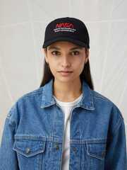 Бейсболка Alpha Industries Nasa Worm Logo Cap Black (Черная)