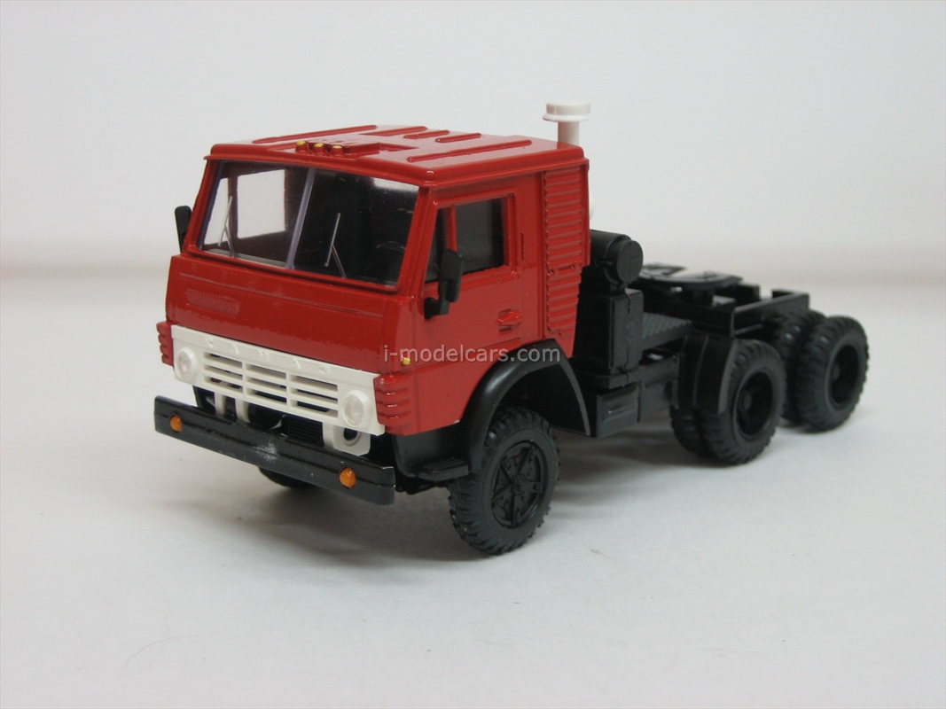 Modèle Réduit 1/43 Kamaz 5410 Avec Remorque URSS - Figurine Occasion, échelle Collector