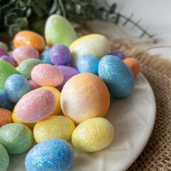 Яйцо разноцветное, микс 3 размера из пенопласта с блестками, пасхальный декор, набор 44 шт.