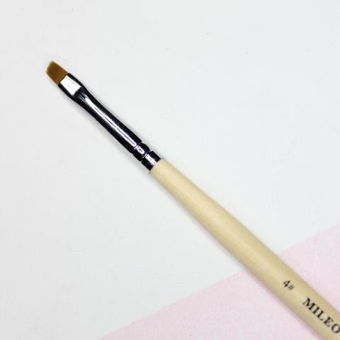 Кисть Mileo скошенная №4