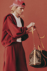 Толстовка на молнии с принтом Бордо