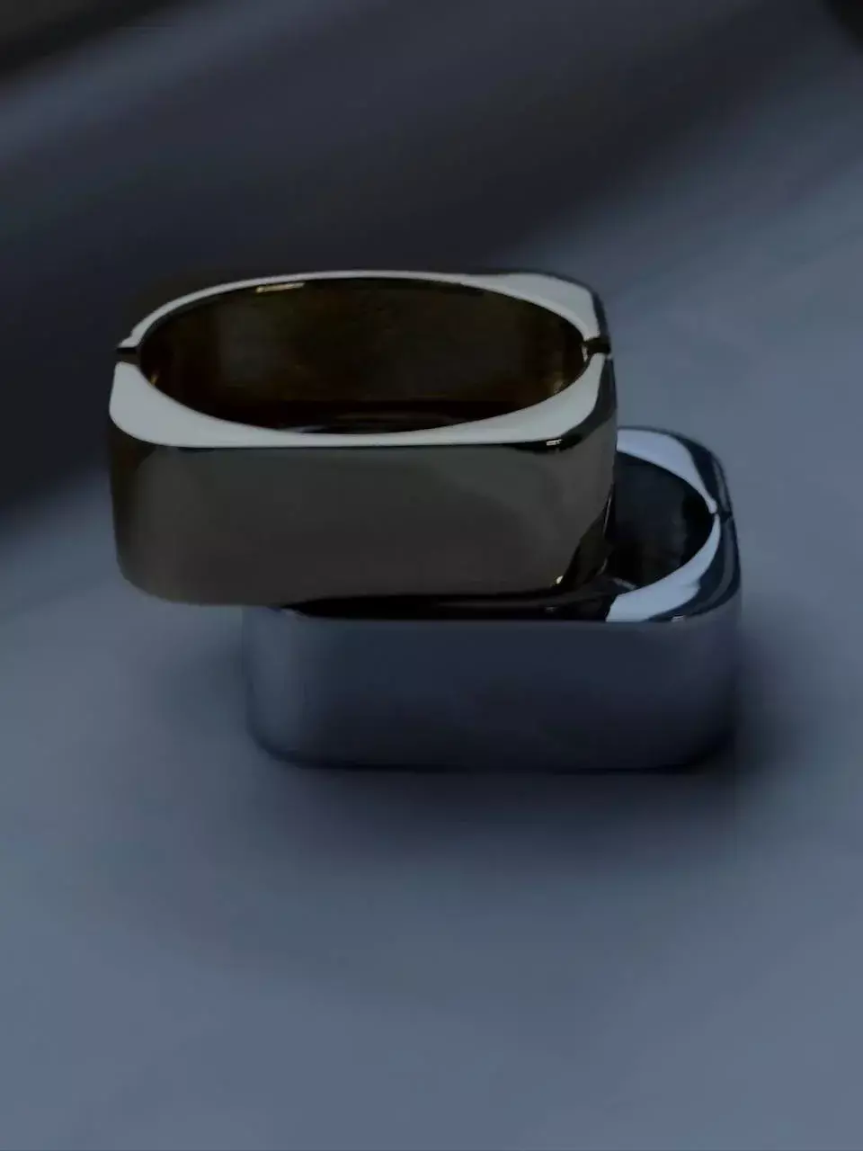 Браслет под серебро прямоугольной формы