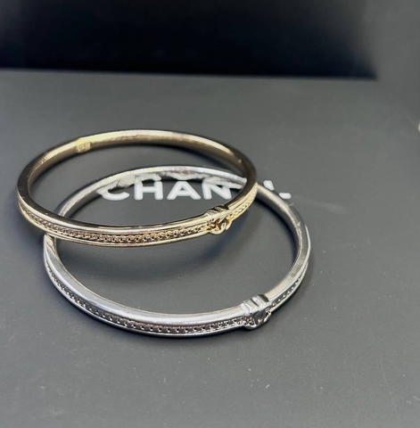 Браслет-манжета тонкий CHANEL цвет шампань/серебро