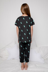 Пижама  для девочки  К 1608/зеленые динозавры на черном
