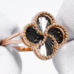 Кольцо TRENDY клевер из золота 585 пробы с алмазными гранями в технике гильоше