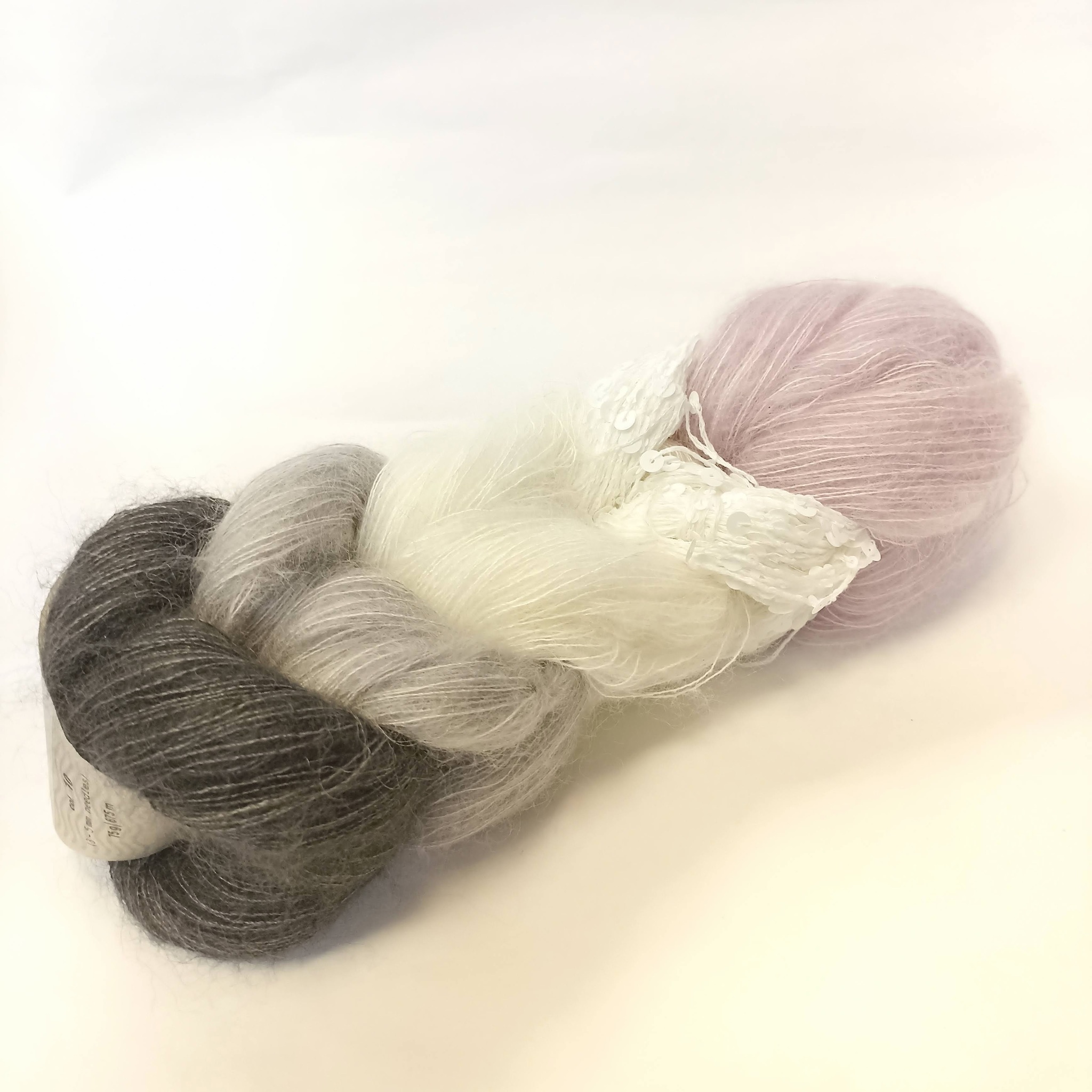 Пряжа косичка. Косички с пряжей. Пряжа Imperial Merino 3307. Пряжа косичкой хлопок тенсель Monsun. Монсун пряжа коса номер 11.