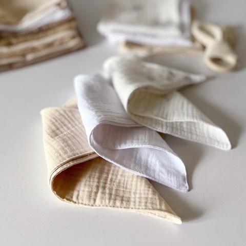 Слюнявчики "Молочный"