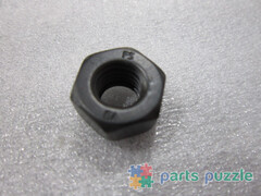 Гайка выпускного коллектора / NUT АРТ: 526/37