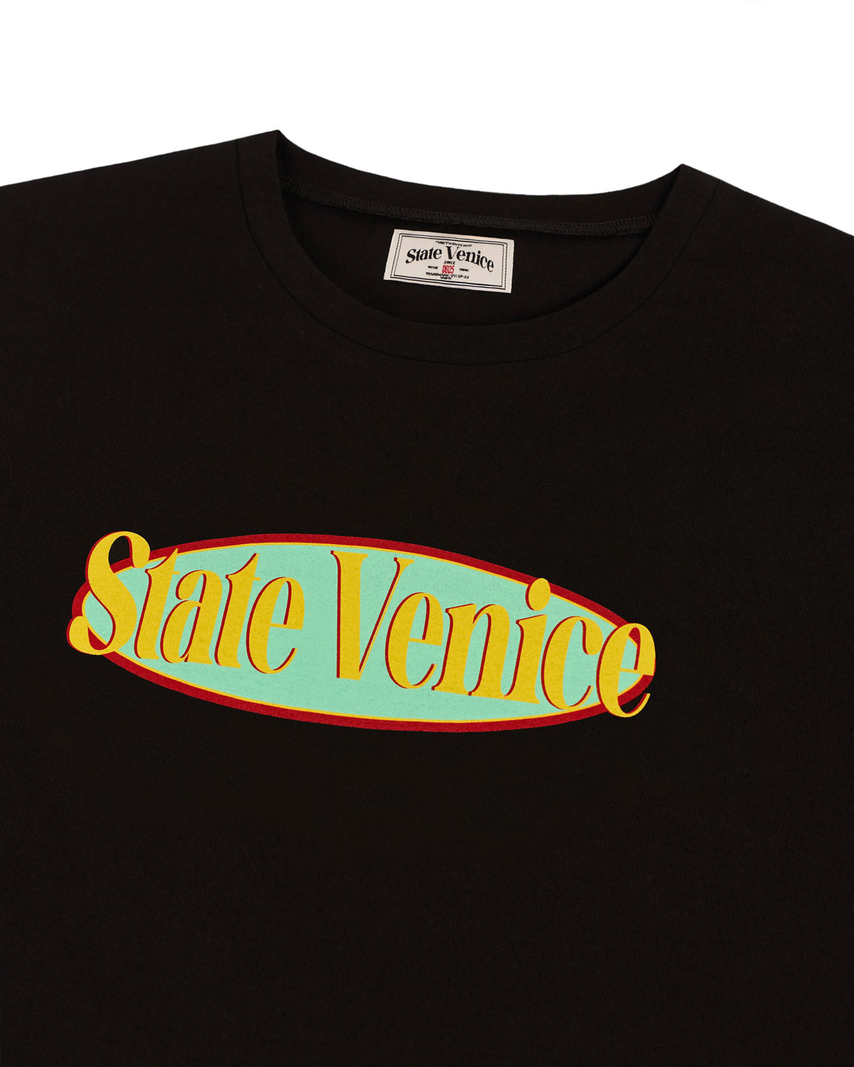 Укороченная футболка