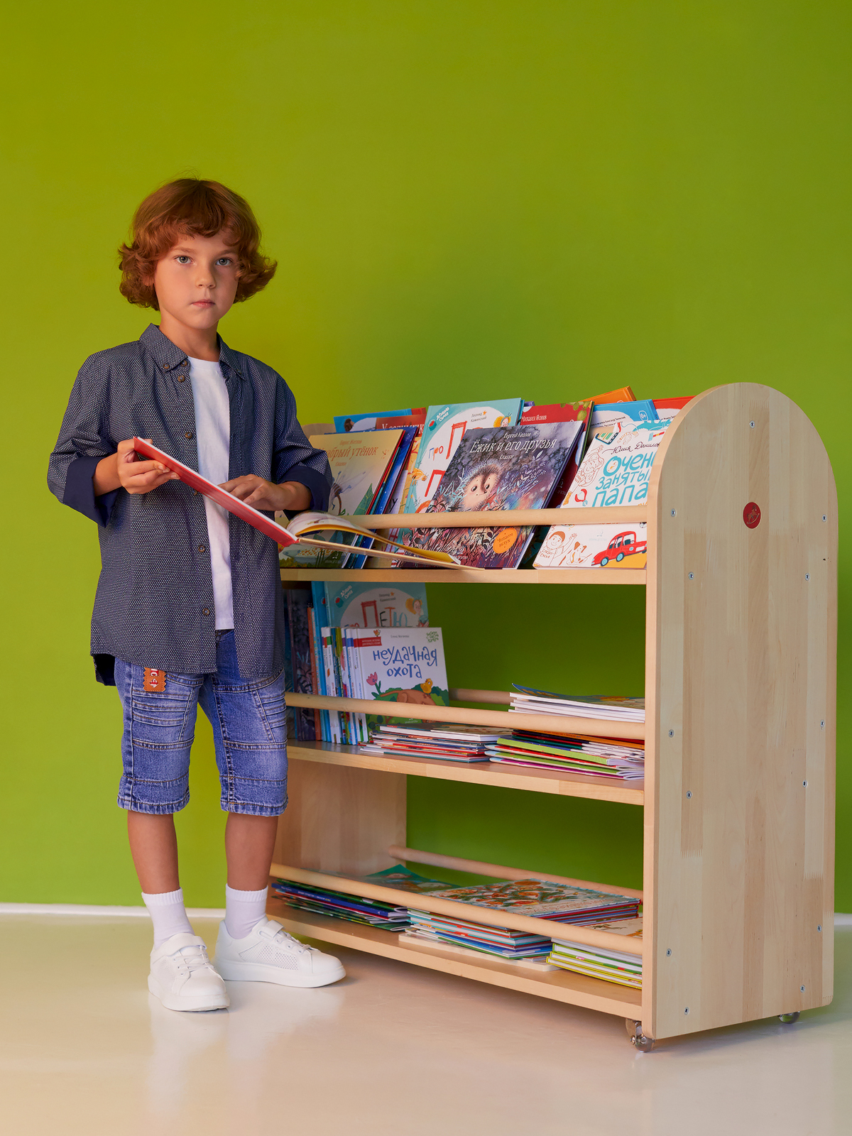 Мобильная библиотека для дошкольников старшей группы / 75 книг, 5-6 лет / мобильный стеллаж