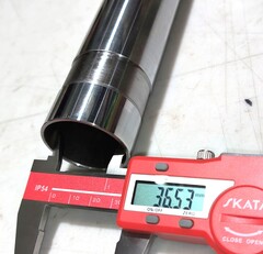 Перо вилки для Kawasaki KLE650 Versys 650 2015 - 2021 г.в. 41*560 мм