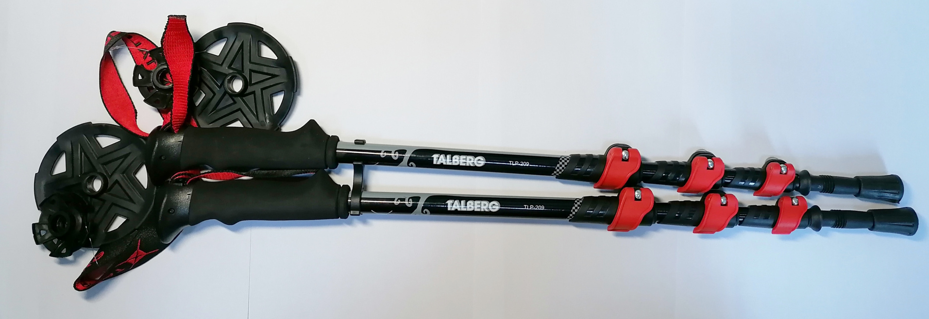 

ПАЛКИ ТРЕККИНГОВЫЕ TALBERG COMPACT PLUS (Чёрный)