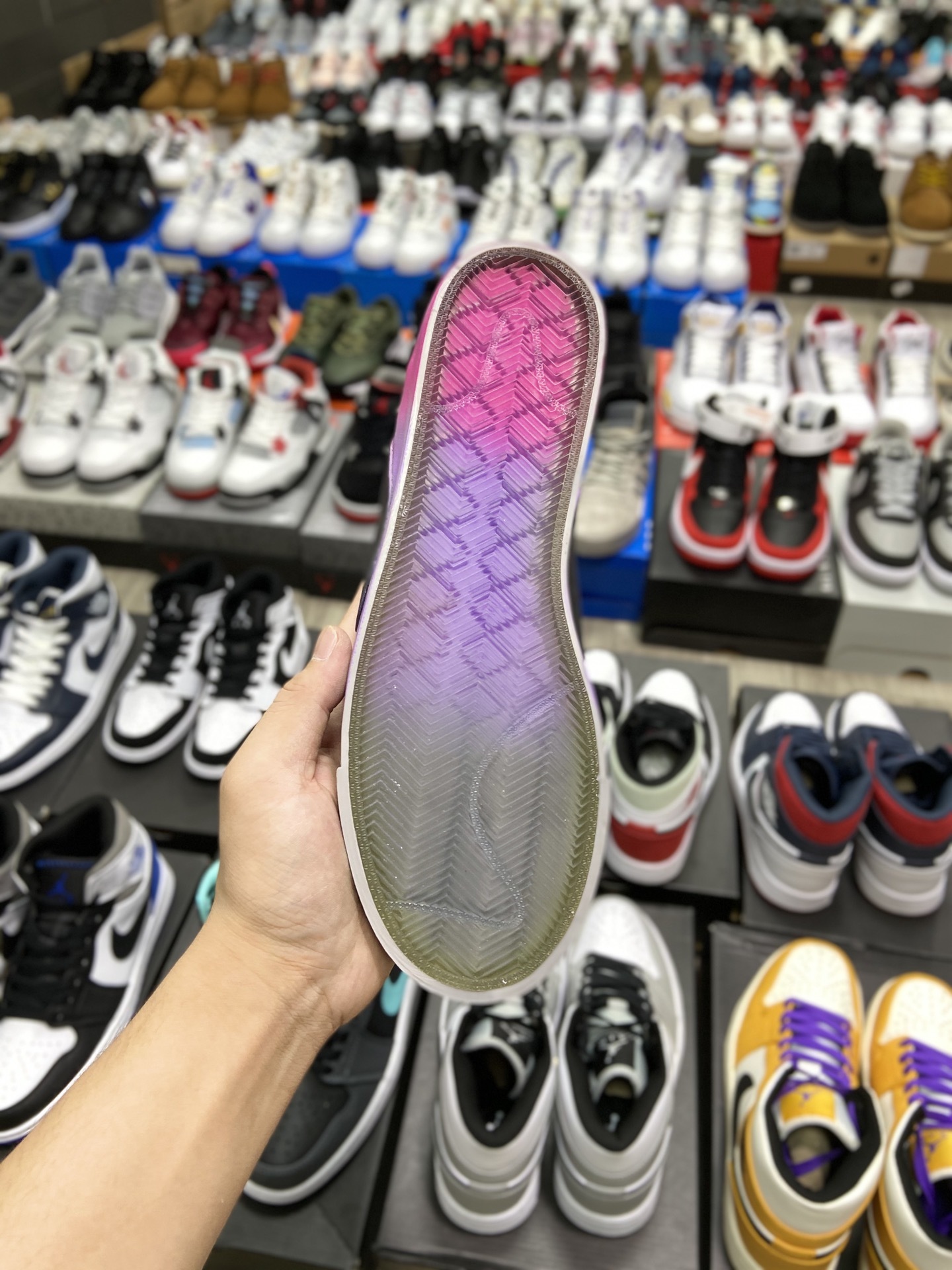 Nike blazer mid off white queen new arrivals