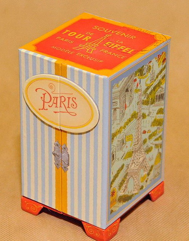 Часы настольные Timeworks Paris Trunk BCPT5S