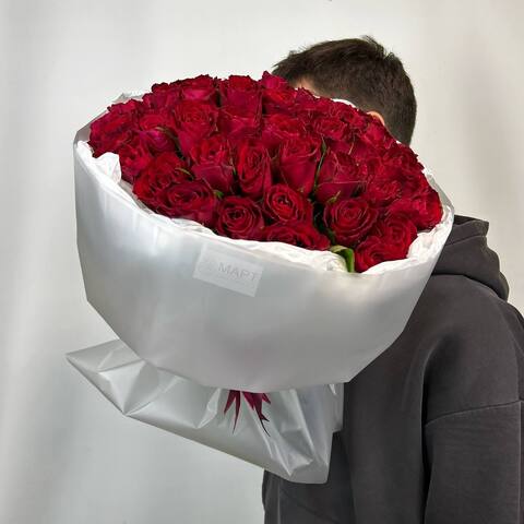 Букет из кенийских красных роз 40 см 51 шт