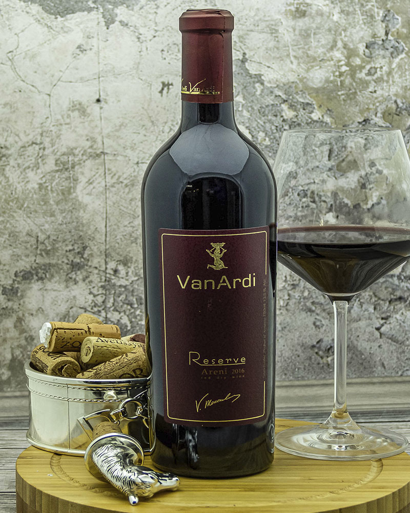 Ван вине. Вино van Ardi Red Dry Reserve 2014 0.75 л. Вино Мезоль Кастель Сира красное и белое сухое резерва.