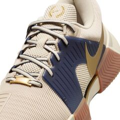 Теннисные кроссовки Nike Zoom GP Challenge 1 Premium - sanddrift/metallic gold/thunder blue