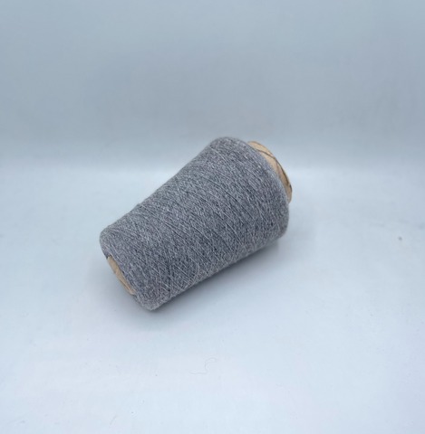 Millefili (пр.Италия),art-Merinodosgarz 740м/100 гр. 78%Шерсть 20%Полиамид 2%Полиэстер, цвет-Серый меланж(1/279),арт-31766