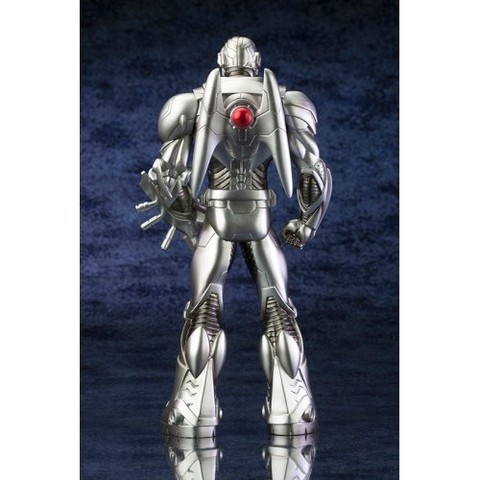 New 52 1/10 Cyborg Scale ArtFX Statue