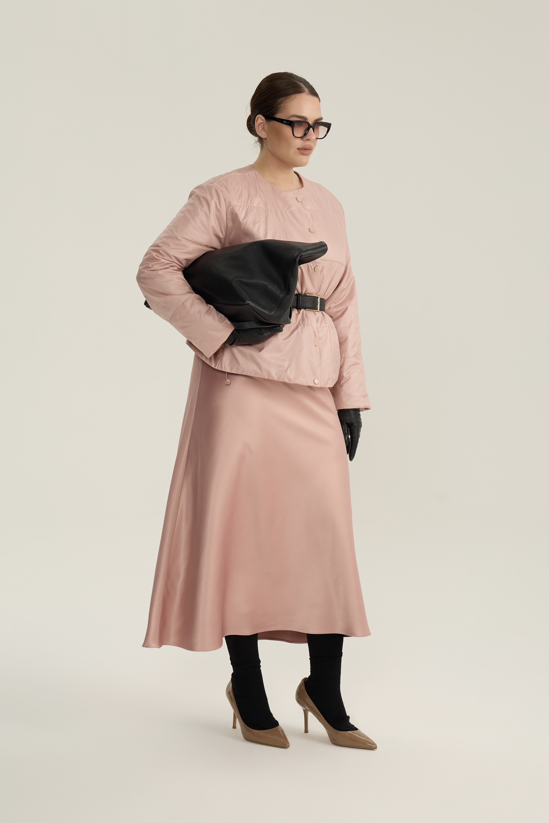 Юбка миди из атласа, пудра