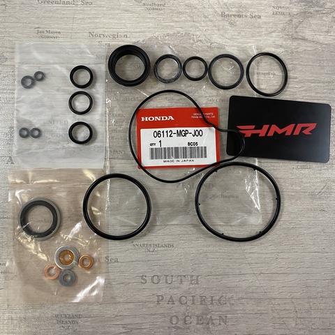 Honda Комплект прокладок мотора В НИЗ CBR 1000 12-16 06112-MGP-J00