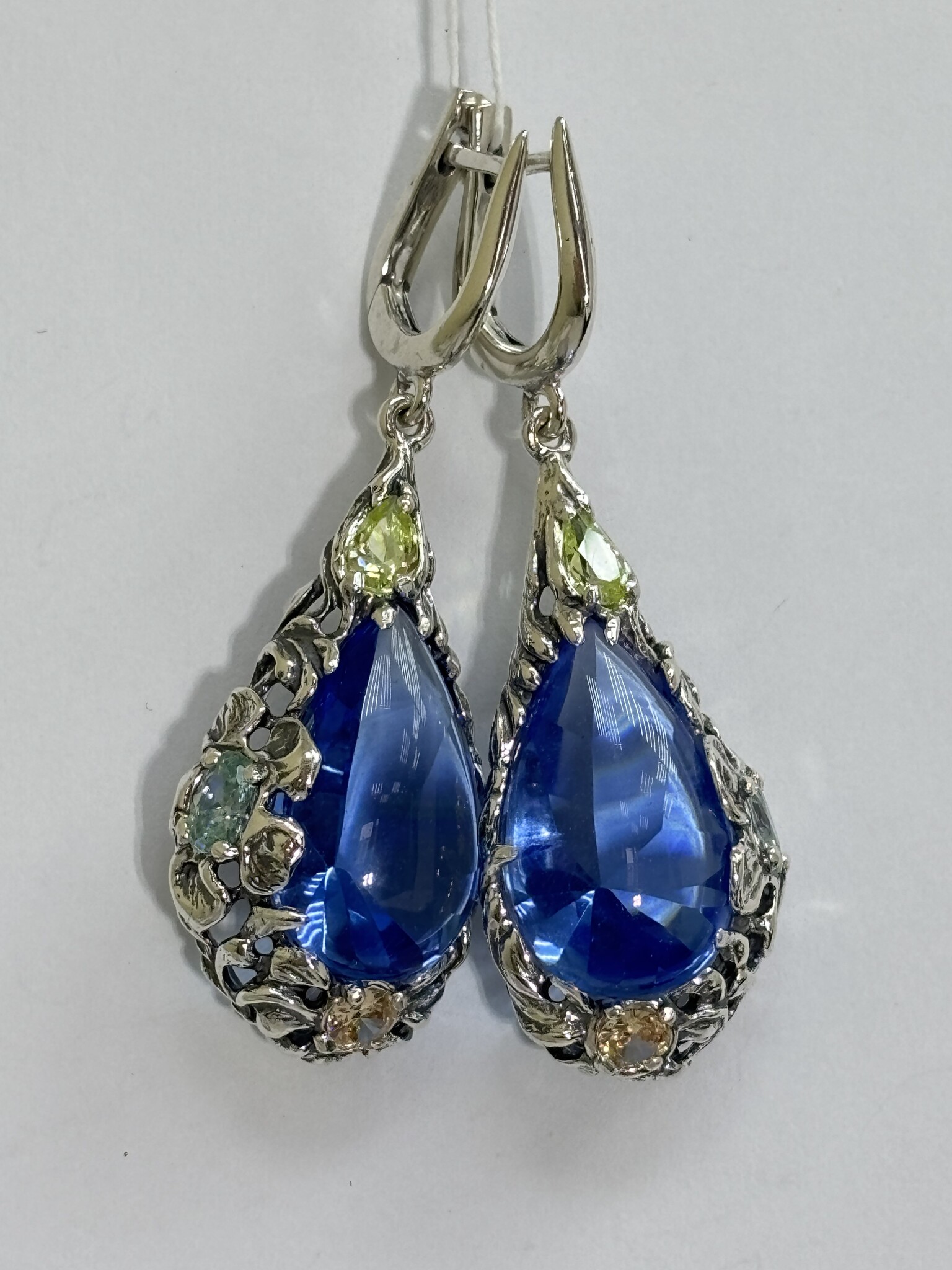 Шардоне (серьги из серебра)