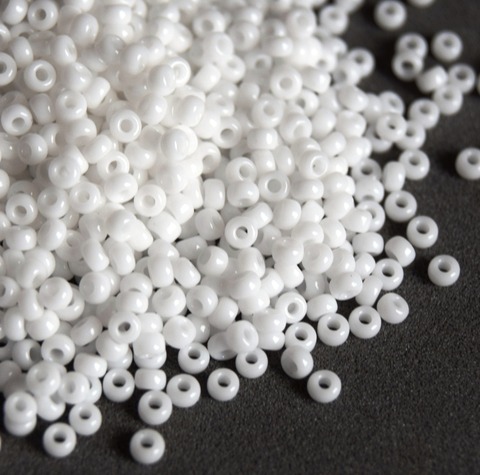 RR-0402 Бисер круглый Миюки 11/0 Белый непрозрачный /Miyuki round 11/0 White Opaque