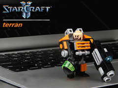 Minifigures Model Star Craft Terran Orange