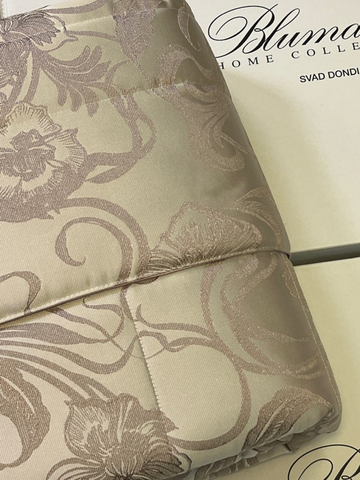 Покрывало 270х270 Blumarine Lapis Cipria бежево-розовое