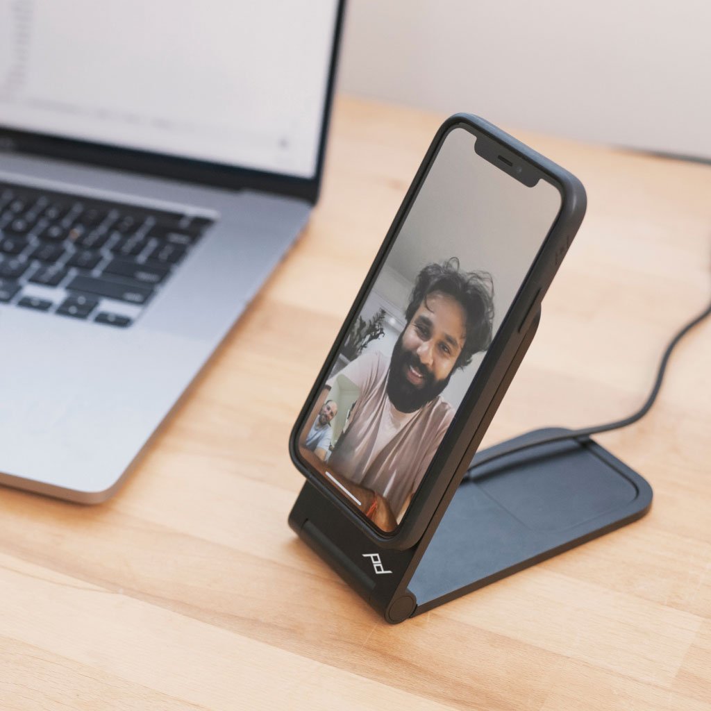 Купить зарядное устройство-подставка Peak Design Mobile Wireless Charging  Stand онлайн с бесплатной доставкой