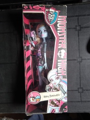 Эбби Боминейбл. Коффин Бин