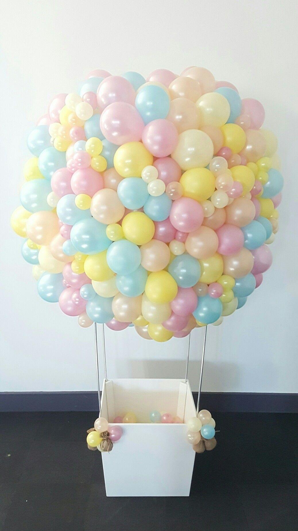 Как сделать корзину с воздушными шарами